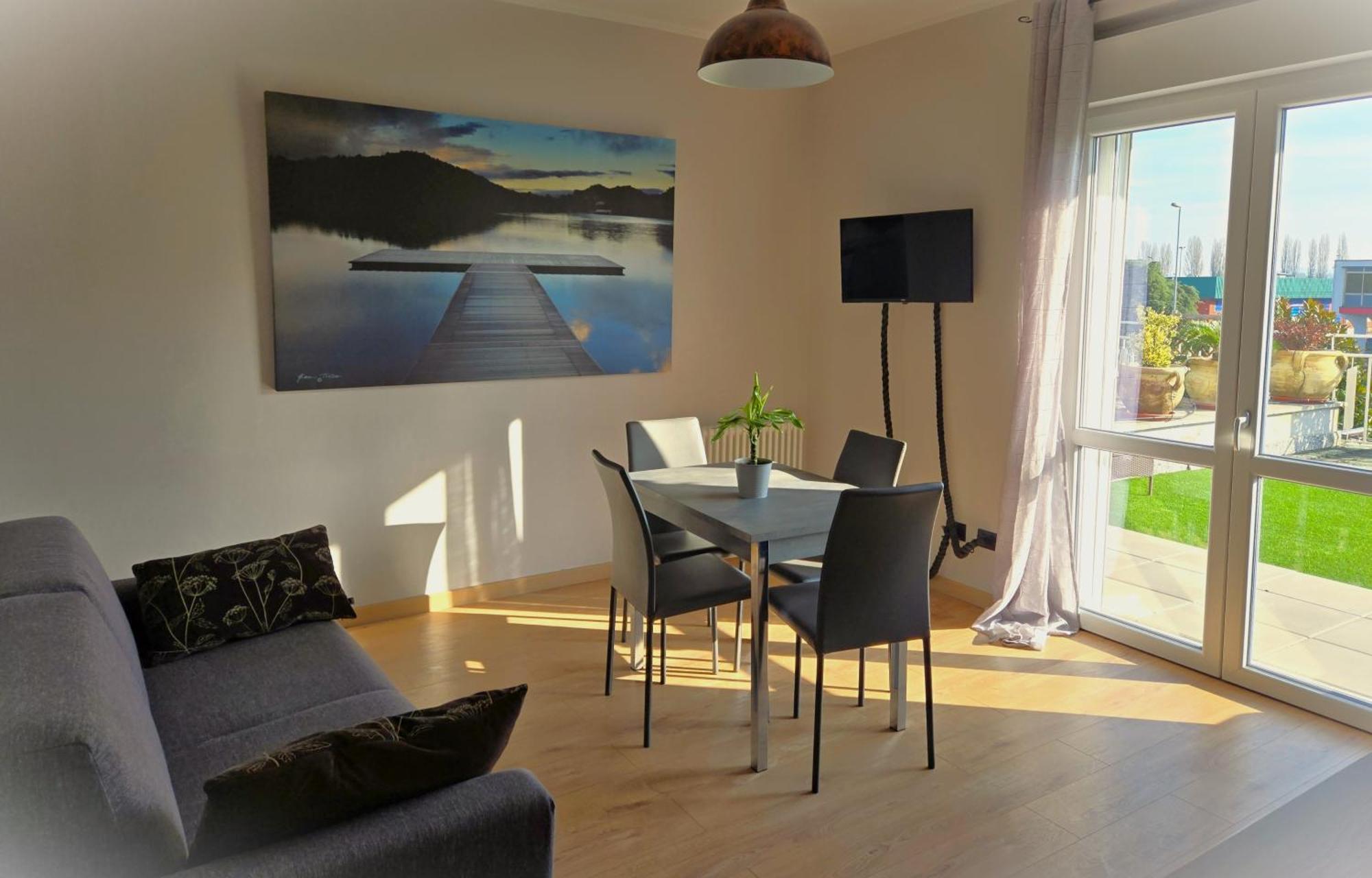 7 Lakes Aparthotel Burolo Exteriér fotografie